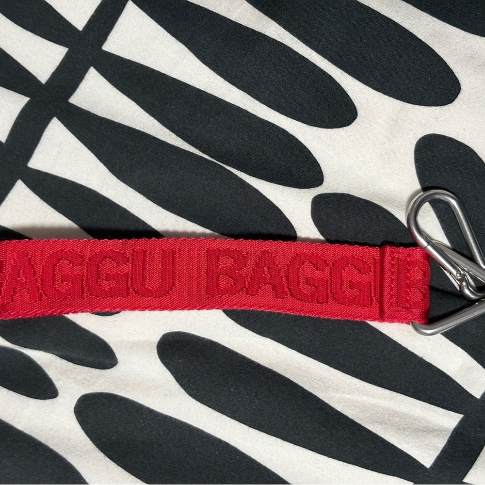 BAGGU Red Keychain Strap with Metal Clip